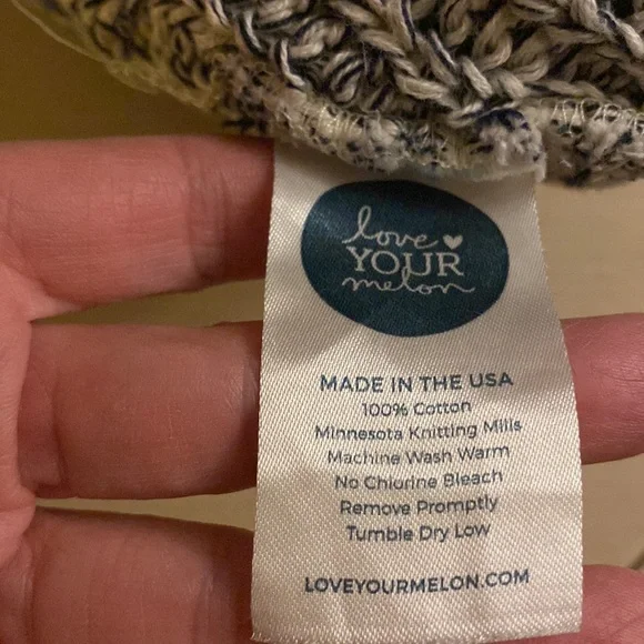 Love your melon ribbed blue and white beanie - Picture 5 of 7